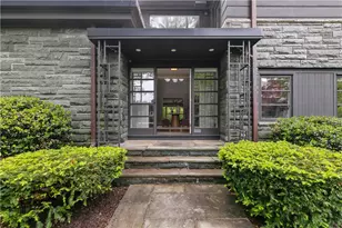 80 Clarendon Ave, Providence, RI 02906 - Photo 4