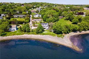 18 Sunset Ln, Portsmouth, RI 02871 - Photo 2