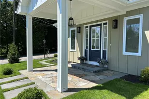 18 Sunset Ln, Portsmouth, RI 02871 - Photo 8