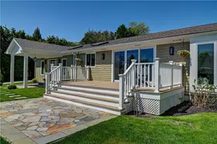 18 Sunset Ln, Portsmouth, RI 02871 - Photo 6
