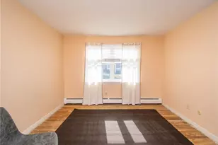 70 Carroll Ave, Newport, RI 02840 - Photo 22