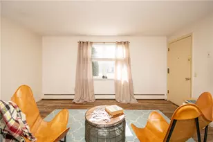 70 Carroll Ave, Newport, RI 02840 - Photo 28