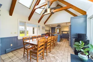 1087 Lakeside Dr, Block Island, RI 02807 - Photo 8