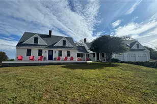 1087 Lakeside Dr, Block Island, RI 02807 - Photo 1