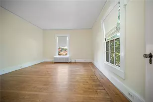 33 Kay St, Newport, RI 02840 - Photo 16
