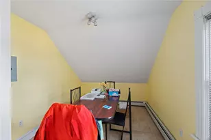 94 Larch St, Providence, RI 02906 - Photo 24