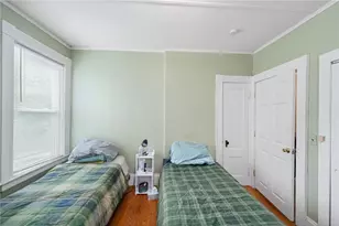 94 Larch St, Providence, RI 02906 - Photo 10