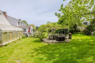 129 Lawrence Drive, Portsmouth, RI 02871 - Photo 10