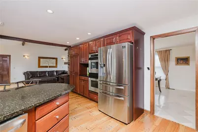 129 Lawrence Drive, Portsmouth, RI 02871 - Photo 28