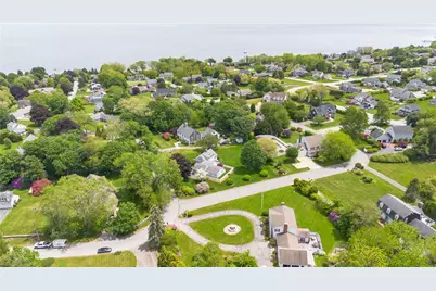 129 Lawrence Drive, Portsmouth, RI 02871 - Photo 46