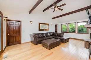 129 Lawrence Dr, Portsmouth, RI 02871 - Photo 30