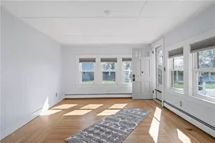 25 Thomas St, North Kingstown, RI 02852 - Photo 8