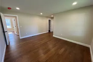 189 Pleasant View Ave, Smithfield, RI 02917 - Photo 18