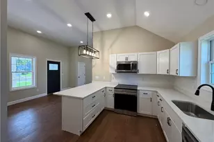 189 Pleasant View Ave, Smithfield, RI 02917 - Photo 10