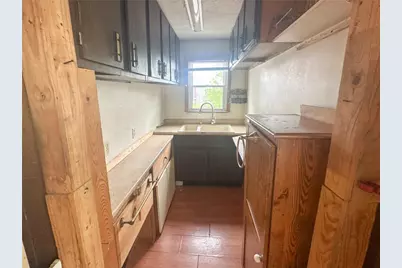 233 Grove Street, Woonsocket, RI 02895 - Photo 22