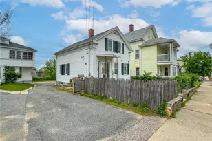 233 Grove St, Woonsocket, RI 02895 - Photo 6