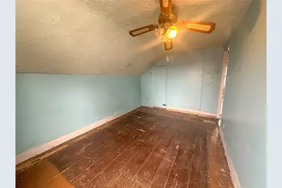 233 Grove Street, Woonsocket, RI 02895 - Photo 30