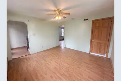 233 Grove Street, Woonsocket, RI 02895 - Photo 12