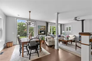 132 Ruggles Ave, Newport, RI 02840 - Photo 8