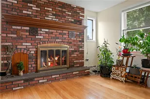 73 Vineyard Ave, Cumberland, RI 02864 - Photo 4