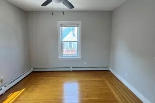 374 Hope St, Providence, RI 02906 - Photo 12