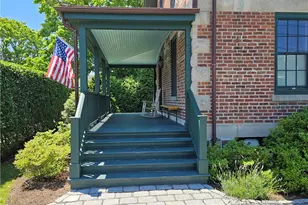 209 Coggeshall Ave, Newport, RI 02840 - Photo 4