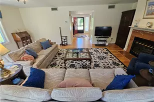 15 Hammersmith Rd, Newport, RI 02840 - Photo 18