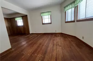 16 Winthrop St, Cranston, RI 02910 - Photo 14