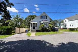16 Winthrop St, Cranston, RI 02910 - Photo 2