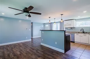 69 Haverhill Ave, Warwick, RI 02886 - Photo 10