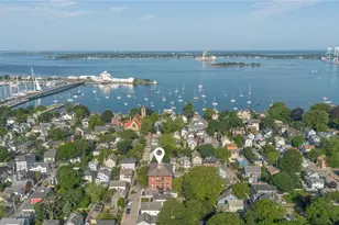 11 Willow St, Newport, RI 02840 - Photo 4