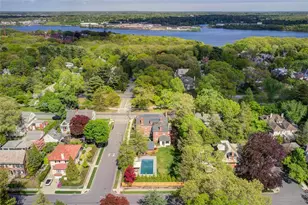 188 Blackstone Blvd, Providence, RI 02906 - Photo 2