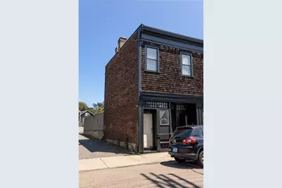 594 Thames Street, Newport, RI 02840 - Photo 2