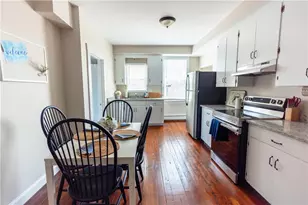 594 Thames St, Newport, RI 02840 - Photo 18