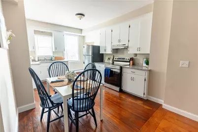 594 Thames Street, Newport, RI 02840 - Photo 16
