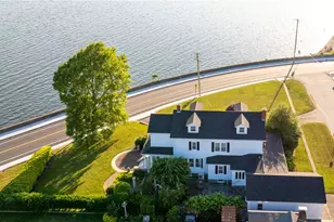 1874 Main Rd, Tiverton, RI 02878 - Photo 16