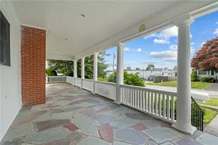 1874 Main Rd, Tiverton, RI 02878 - Photo 8