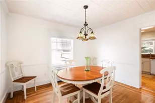 36 Kay Blvd, Newport, RI 02840 - Photo 10