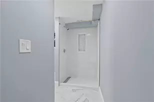 20 Summer St, Newport, RI 02840 - Photo 34