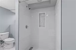 20 Summer St, Newport, RI 02840 - Photo 38