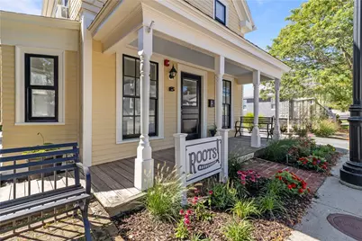 74 Maple Avenue #1, Barrington, RI 02806 - Photo 4