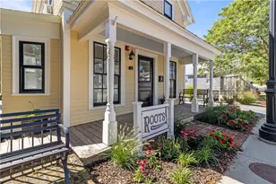 74 Maple Ave, Barrington, RI 02806 - Photo 4