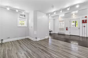 74 Maple Ave, Barrington, RI 02806 - Photo 10