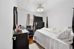 37 Farragut Ave, Providence, RI 02905 - Photo 14