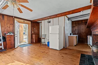 237 Commonwealth Avenue, Warwick, RI 02886 - Photo 34