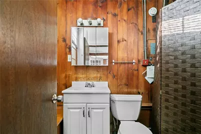 237 Commonwealth Avenue, Warwick, RI 02886 - Photo 36