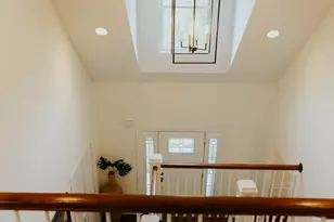 21 Helm St, Jamestown, RI 02835 - Photo 12
