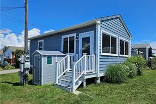 854 Matunuck Beach Rd, South Kingstown, RI 02879 - Photo 2