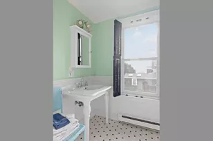 20 Lincoln St, Jamestown, RI 02835 - Photo 26