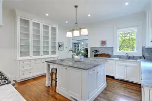 6 Olive St, Providence, RI 02906 - Photo 10